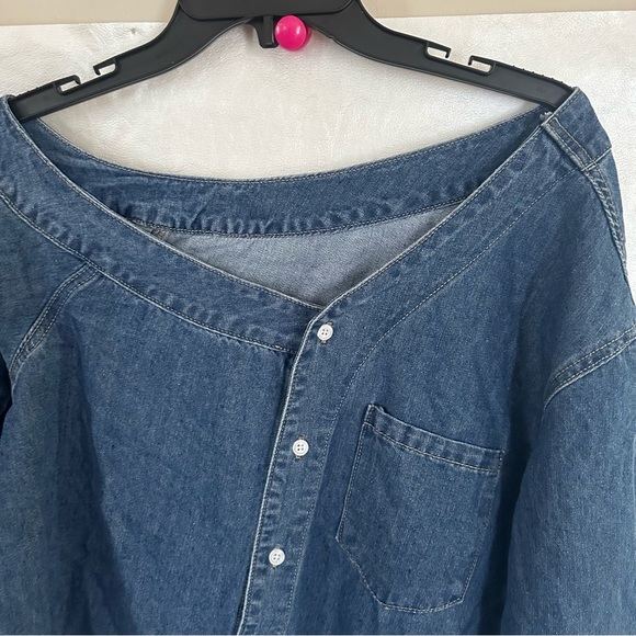 Commense Blue Asymmetrical 3/4 Sleeve Button Down Shirt - Picture 2 of 10